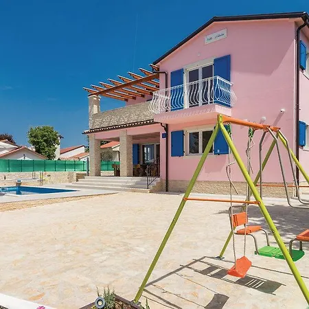 1525 Villa