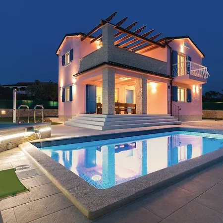 Villa 1525 *